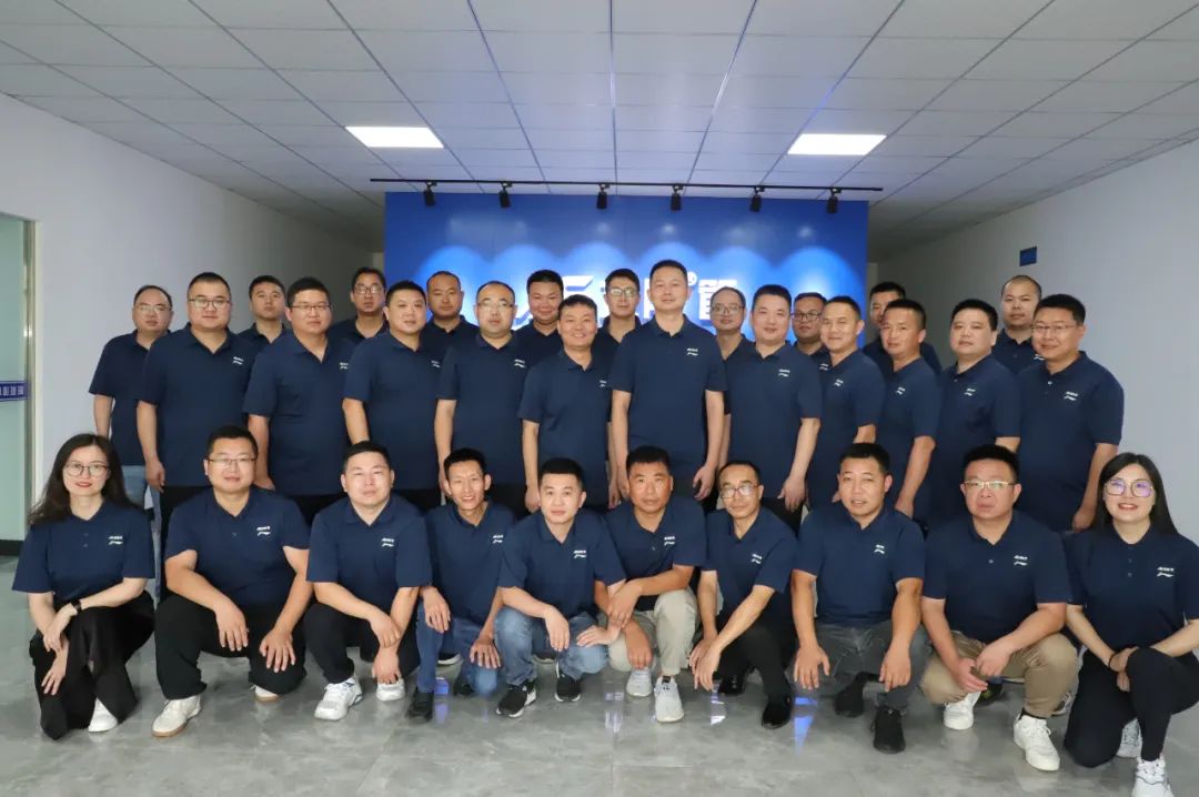 聚焦市場,渠道賦能 |《2023年龍勝管半年度總結會議》圓滿舉辦! 聚焦市場,渠道賦能 |《2023年龍勝管半年度總結會議》圓滿舉辦!